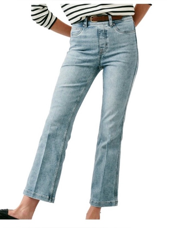 SPANX Denim - SPANXshape® EveryWear Kick Flare Jeans pull on size medium 20845R